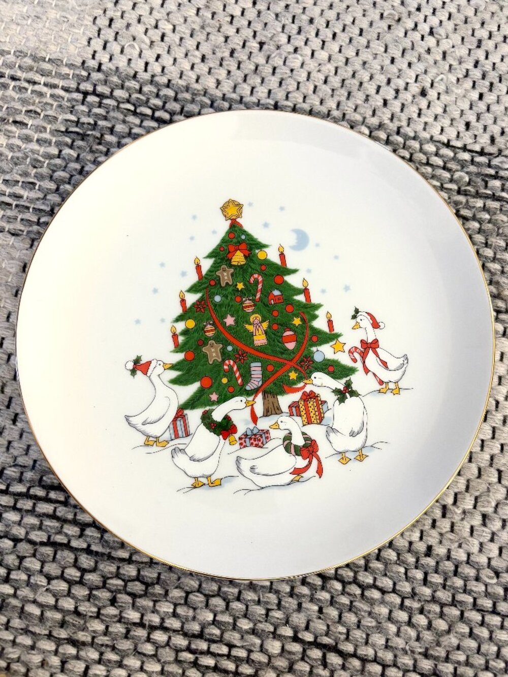 Vintage Christmas Geese Plate - Country Christmas Fine China
